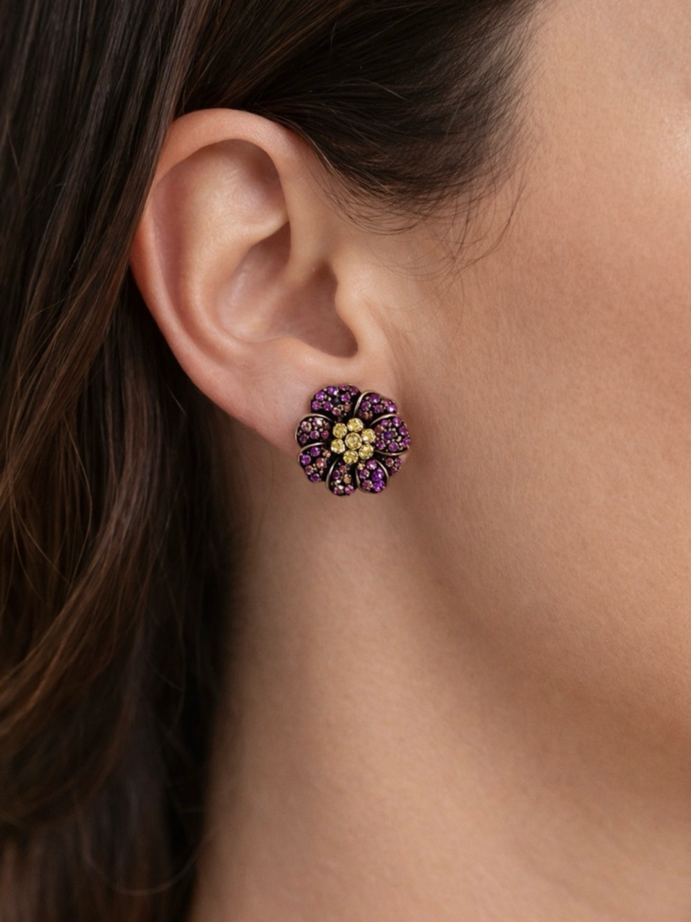 HEIDI DAUS Flower Clip-On Earrings